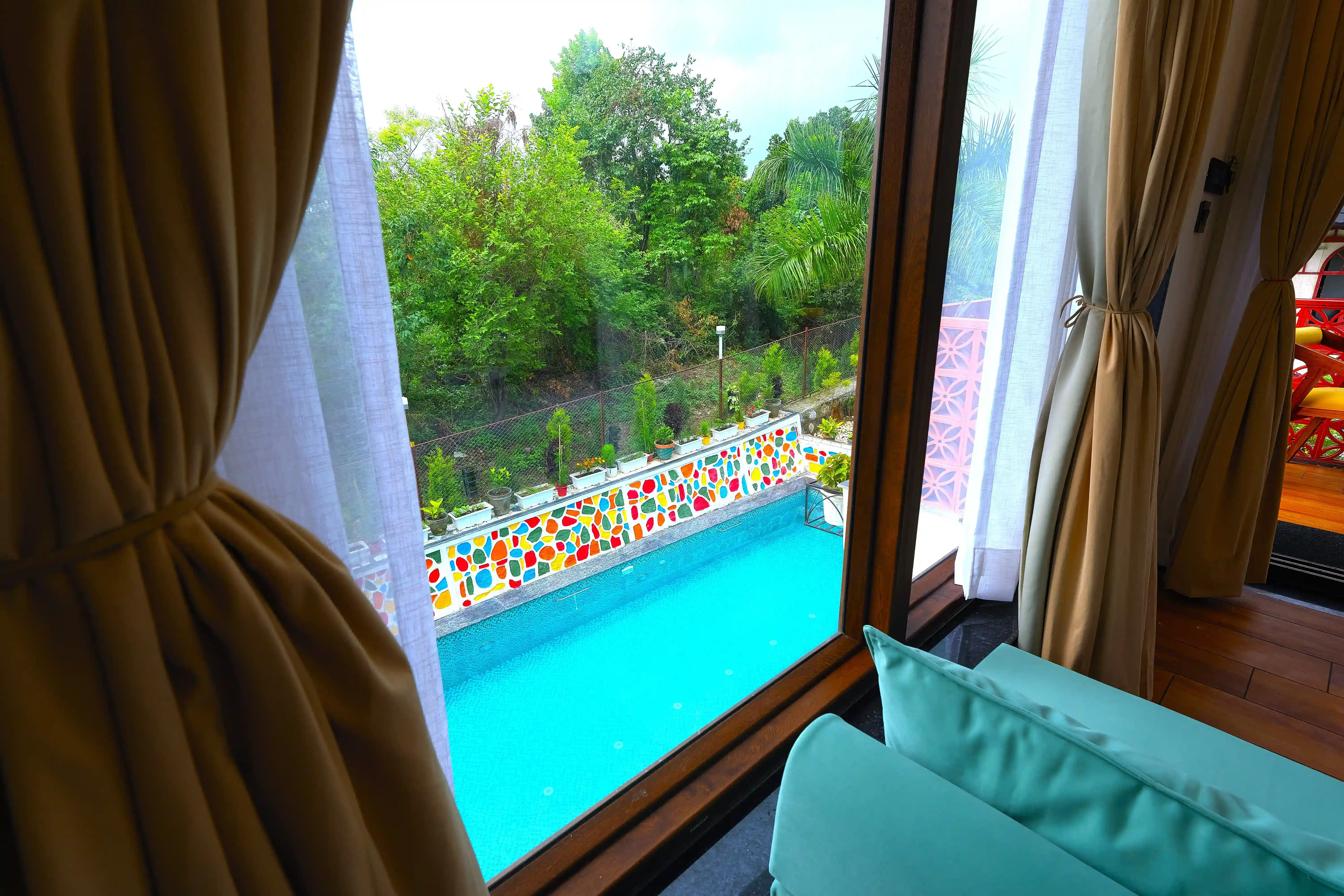 Deluxe Room Twin Bed